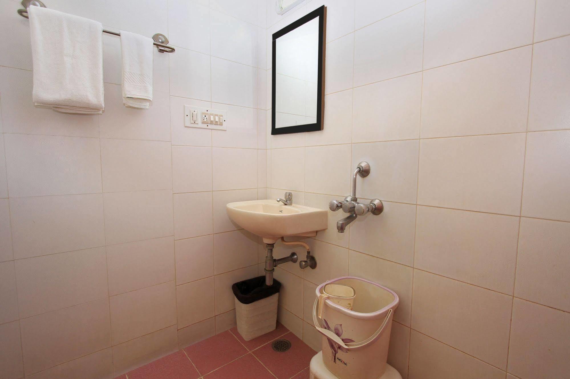 Kempton Hotel Kolkata Ngoại thất bức ảnh