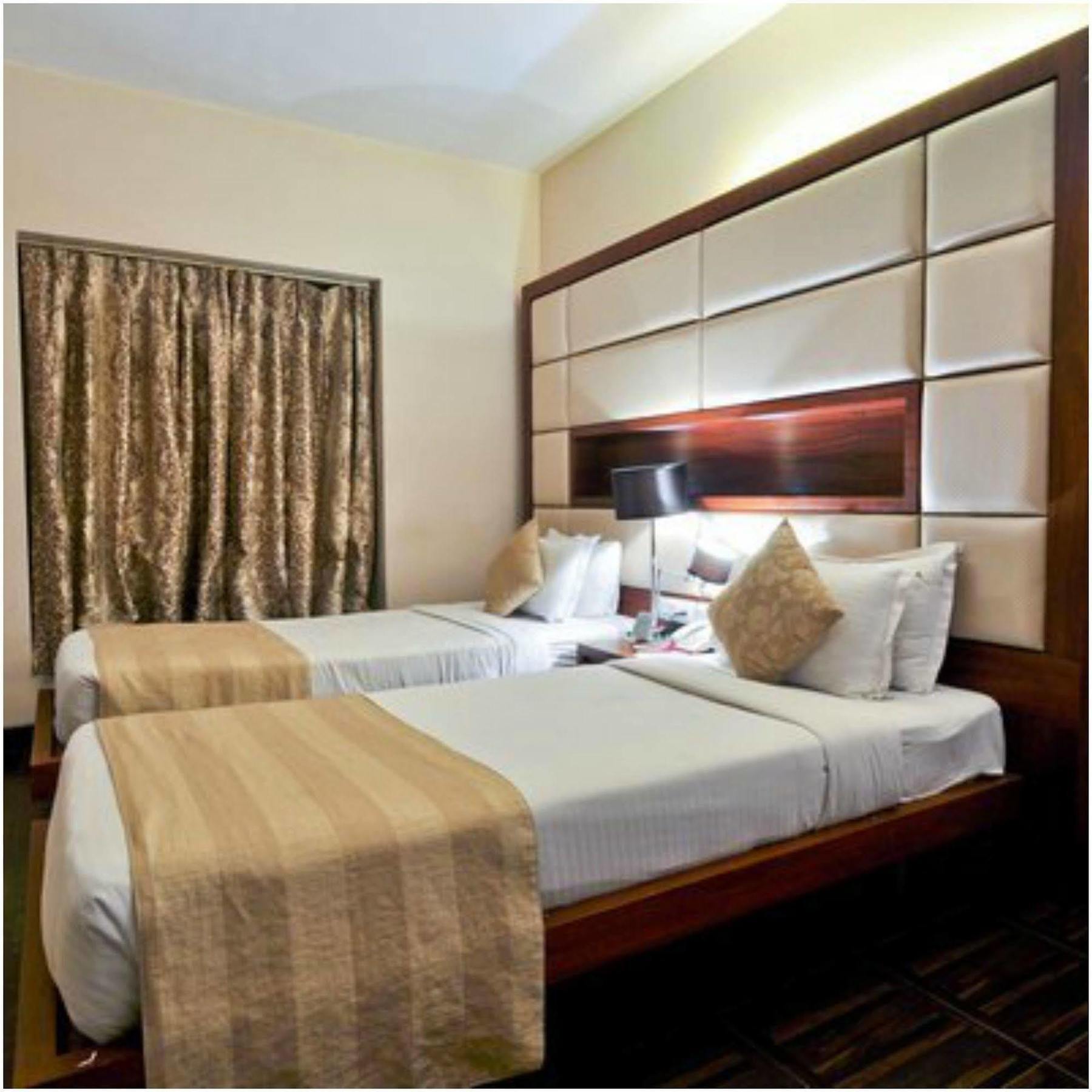 Kempton Hotel Kolkata Ngoại thất bức ảnh