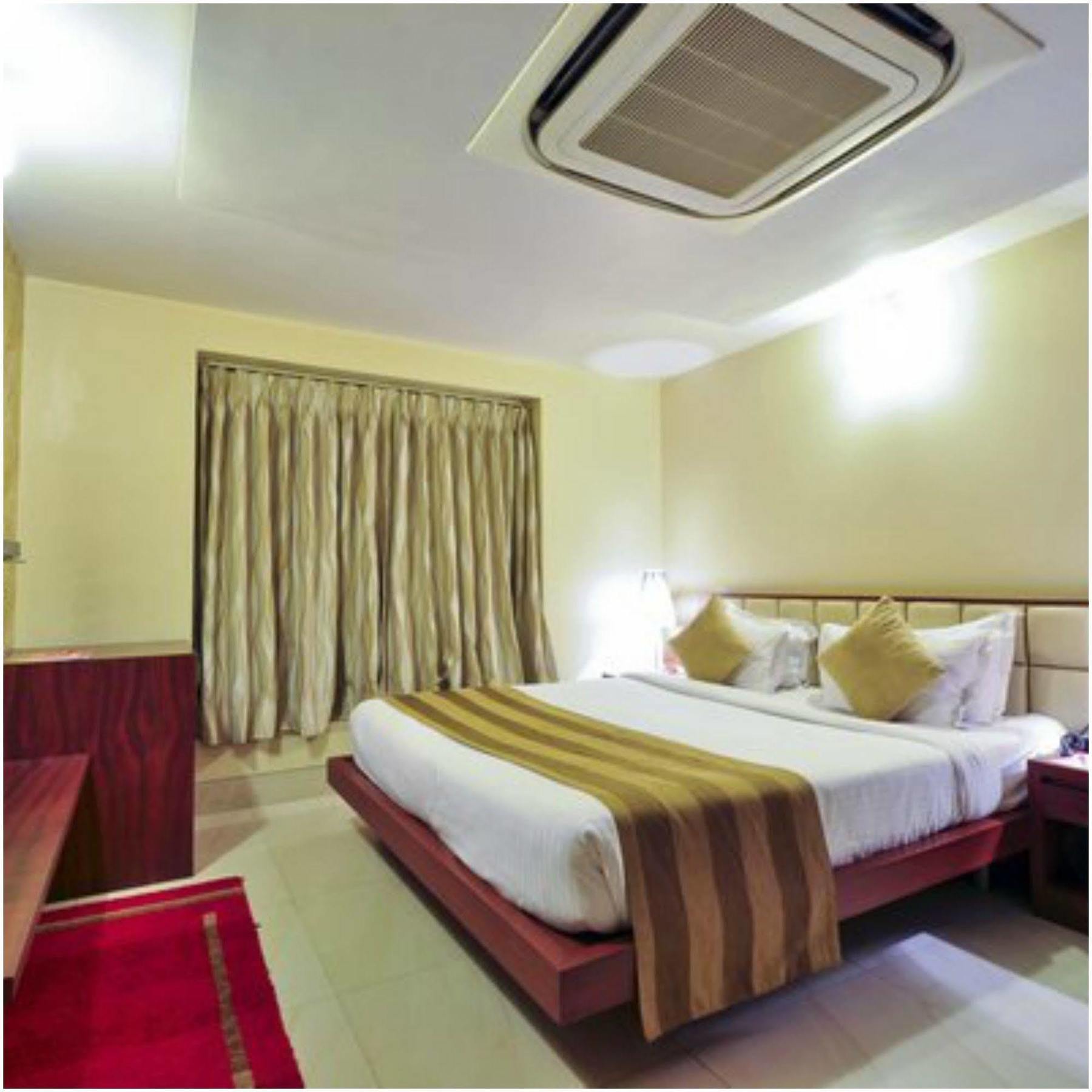 Kempton Hotel Kolkata Ngoại thất bức ảnh