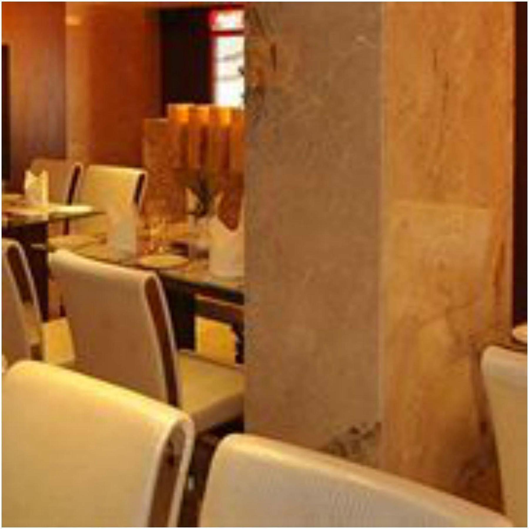 Kempton Hotel Kolkata Ngoại thất bức ảnh