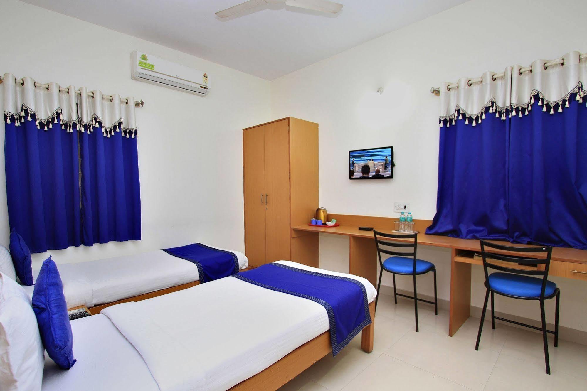Kempton Hotel Kolkata Ngoại thất bức ảnh